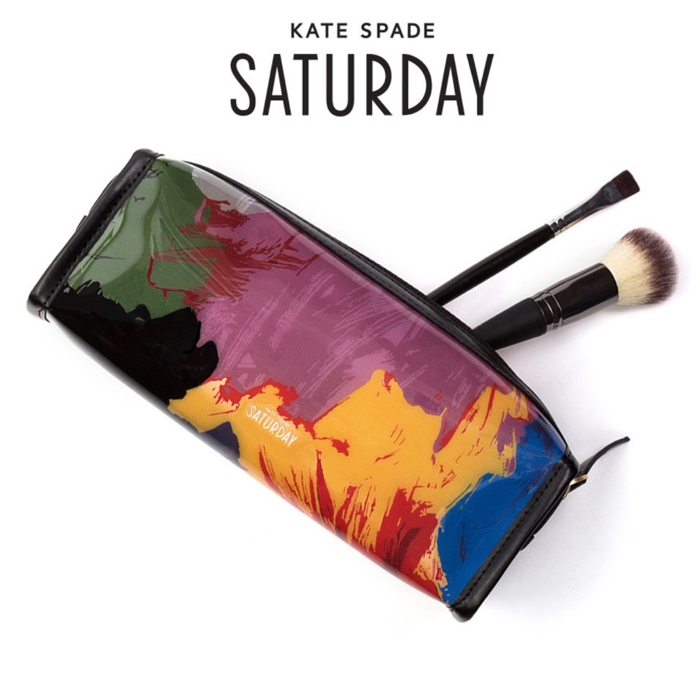 Kate Spade ✏️ case style makeup bag
